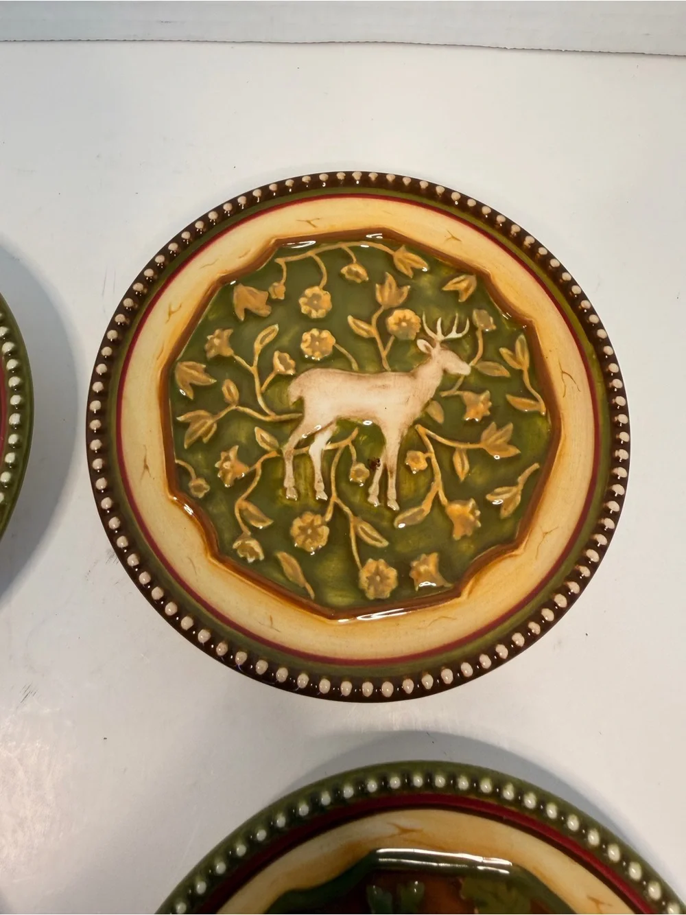 MWW Market Wildlife Embossed Salad Plates Set of 4